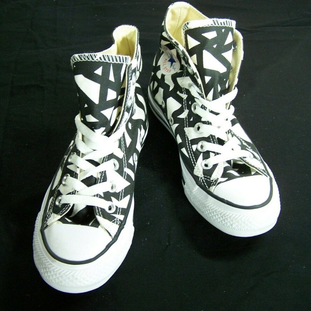 Converse All Stars Sneakers Black White High Tops
